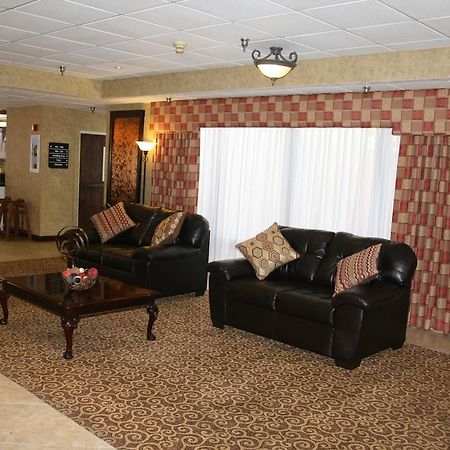 Rome Inn And Suites ภายนอก รูปภาพ